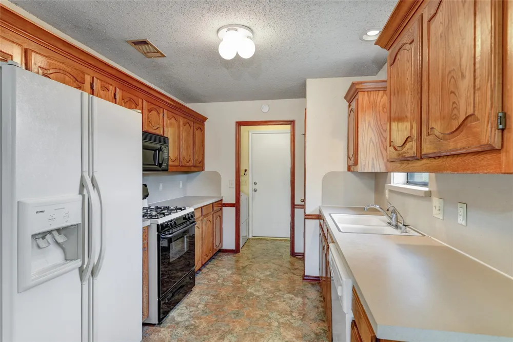 8241 Christie Drive Frisco, TX 75033