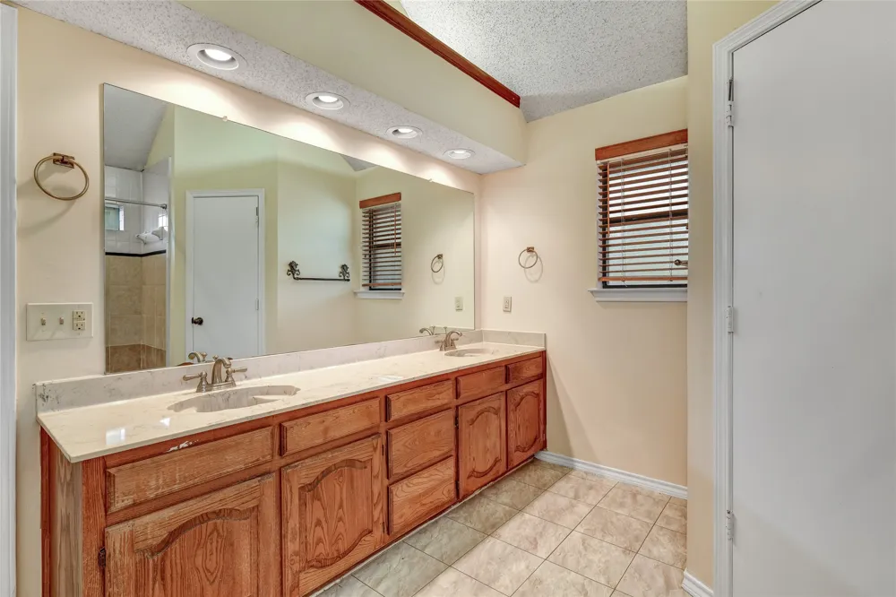 8241 Christie Drive Frisco, TX 75033