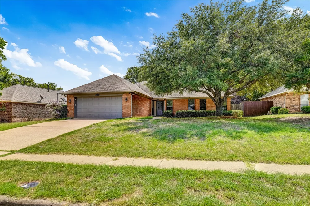 8241 Christie Drive Frisco, TX 75033