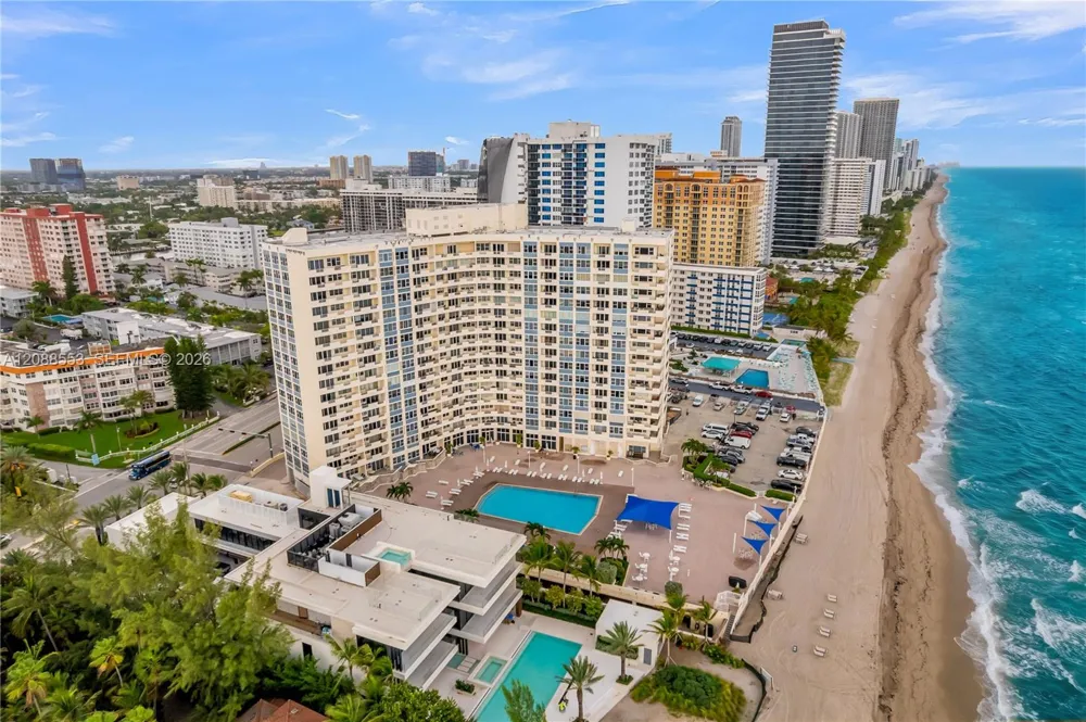 3180 S Ocean Dr #605 Hallandale Beach, FL 33009