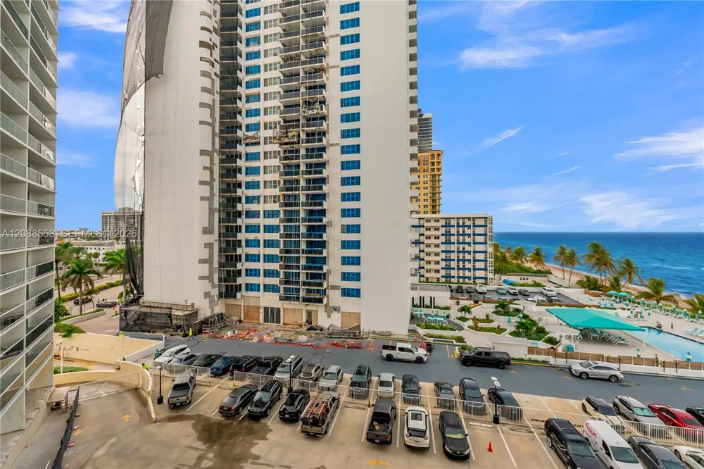 3180 S Ocean Dr #605 Hallandale Beach, FL 33009