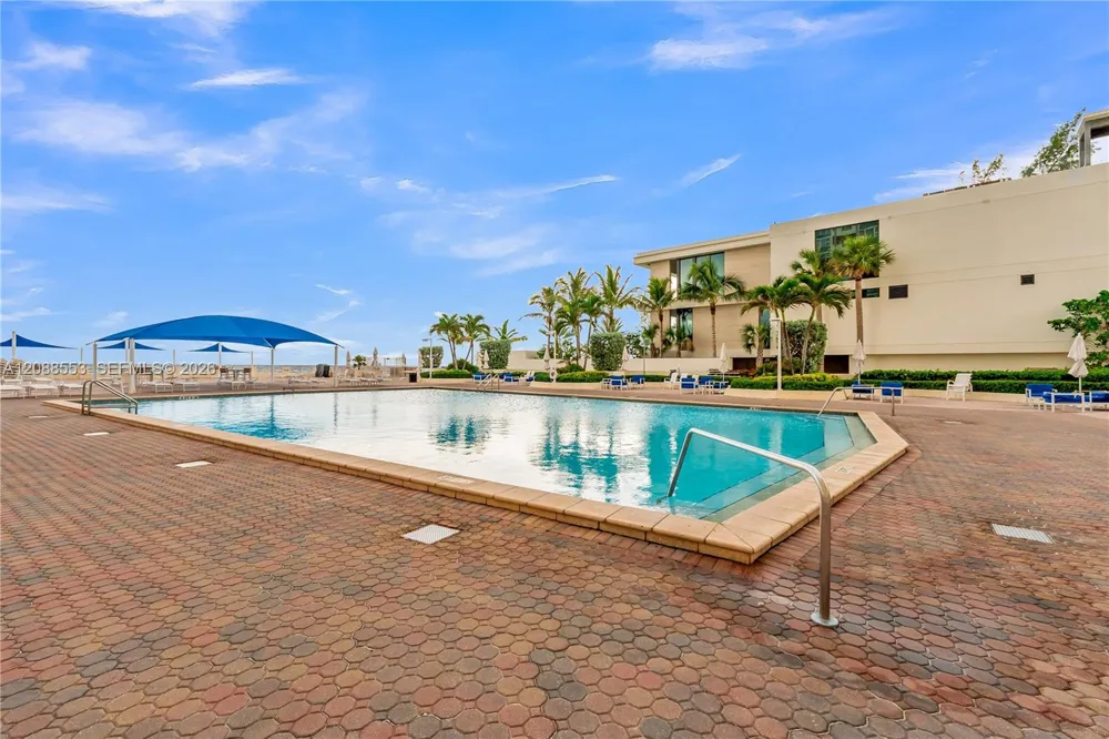 3180 S Ocean Dr #605 Hallandale Beach, FL 33009