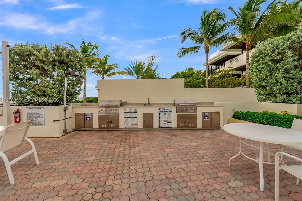 3180 S Ocean Dr #605 Hallandale Beach, FL 33009