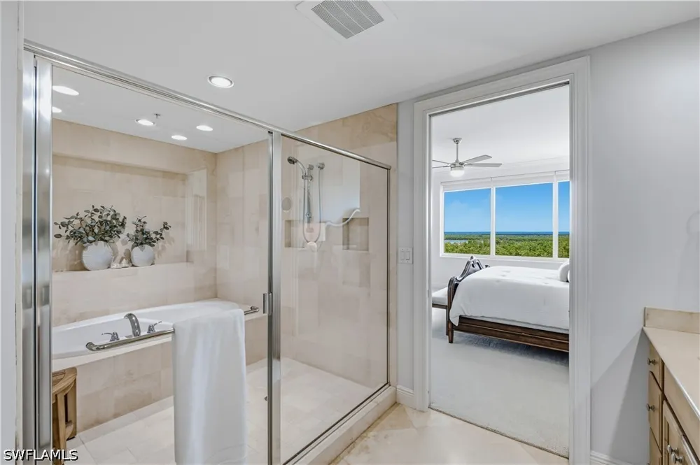 Indies Way #605 Naples, FL 34110