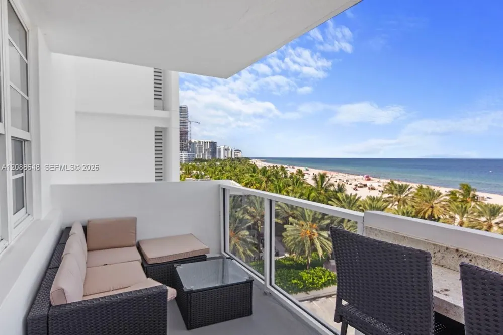 100 LINCOLN RD #748 Miami Beach, FL 33139