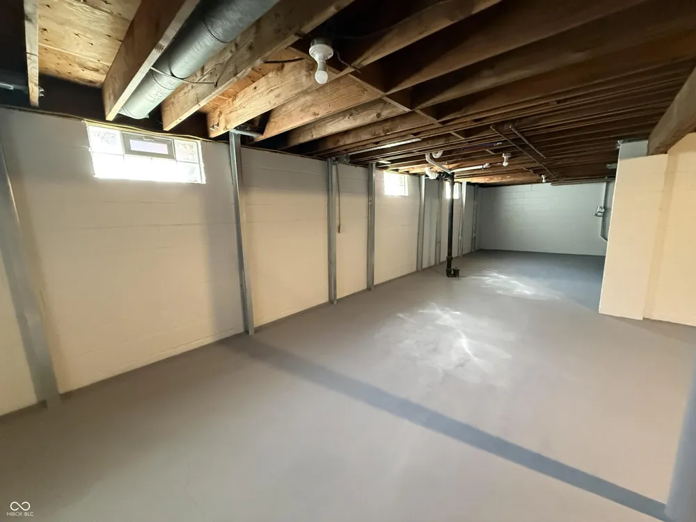 5931 Carrollton Avenue Indianapolis, IN 46220