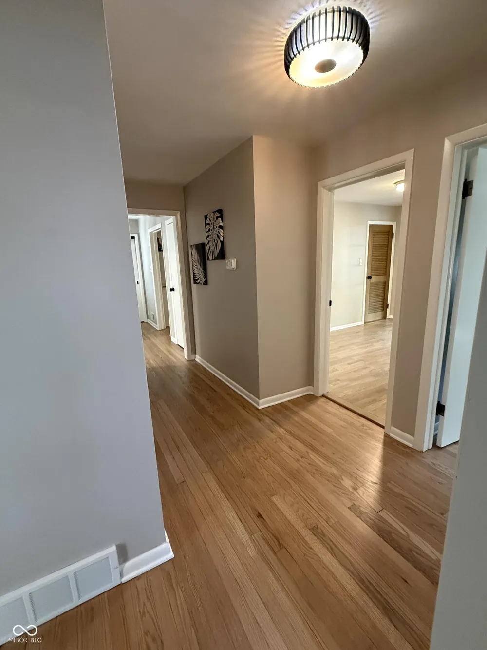 5931 Carrollton Avenue Indianapolis, IN 46220