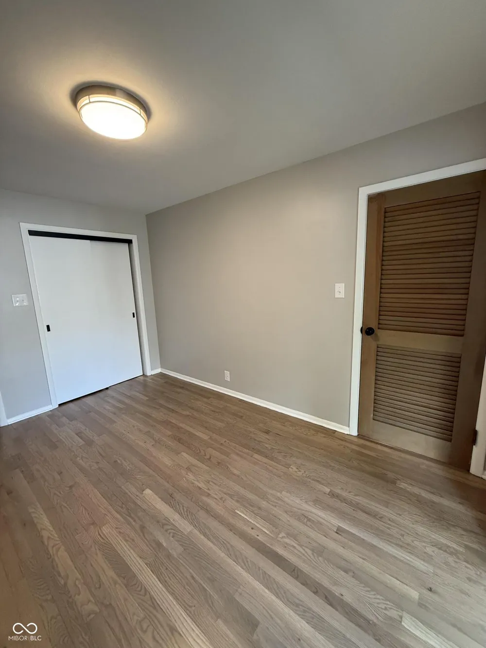 5931 Carrollton Avenue Indianapolis, IN 46220