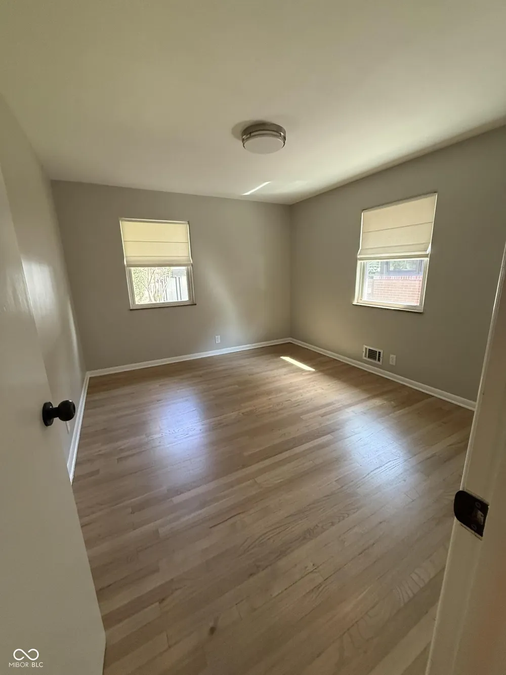5931 Carrollton Avenue Indianapolis, IN 46220