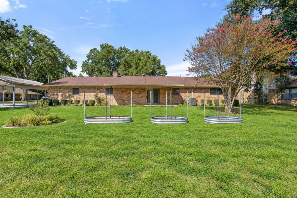 416 Azalea Street Chandler, TX 75758