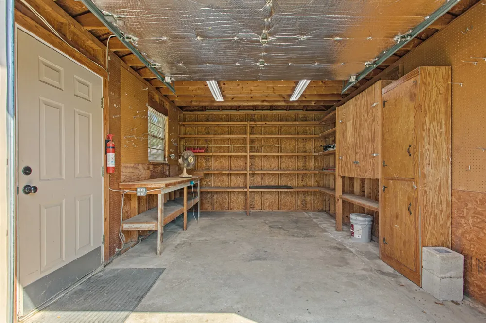 416 Azalea Street Chandler, TX 75758