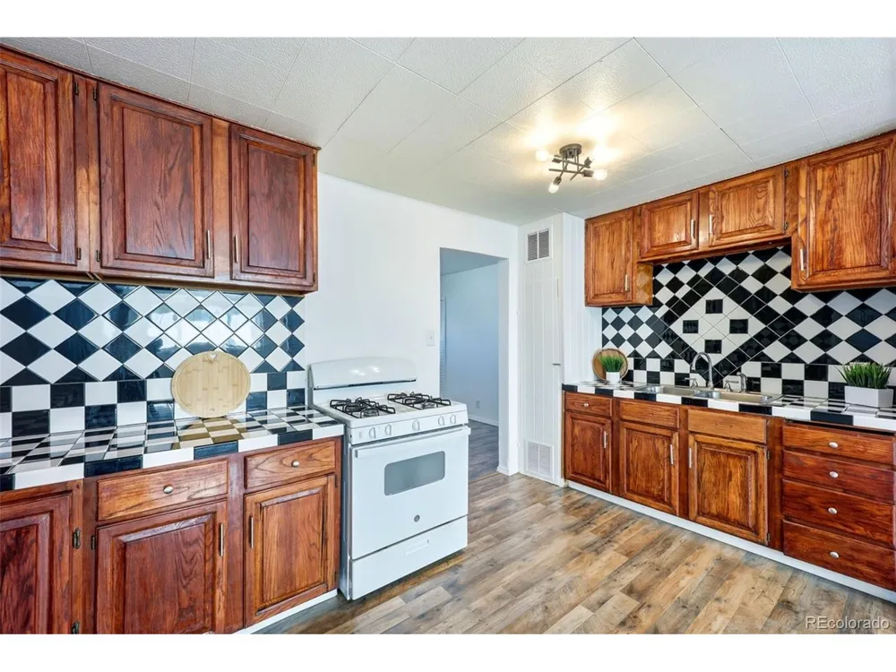 2537 Ontario Street Pueblo, CO 81004
