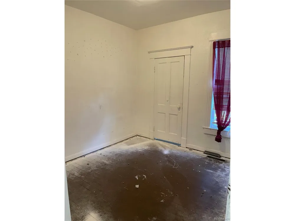 2216 Pine Street Pueblo, CO 81004
