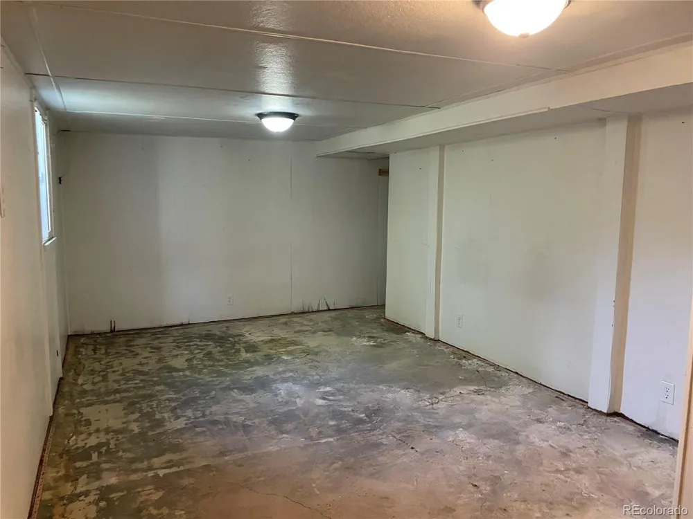 2216 Pine Street Pueblo, CO 81004
