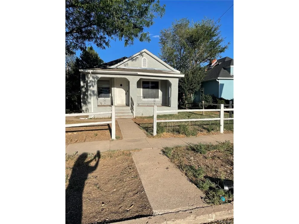 2216 Pine Street Pueblo, CO 81004
