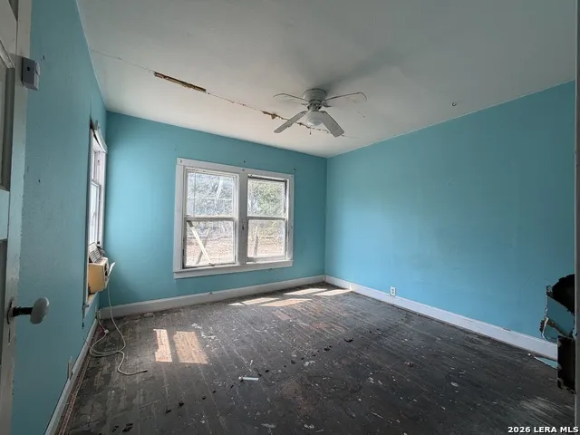 19391 FM 471 S Natalia, TX 78059