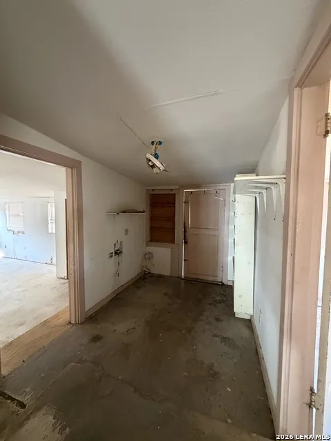 19391 FM 471 S Natalia, TX 78059