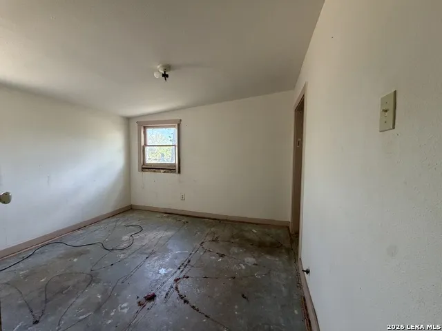19391 FM 471 S Natalia, TX 78059