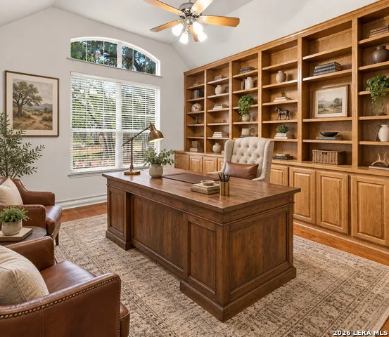 32015 Scarteen Fair Oaks Ranch, TX 78015
