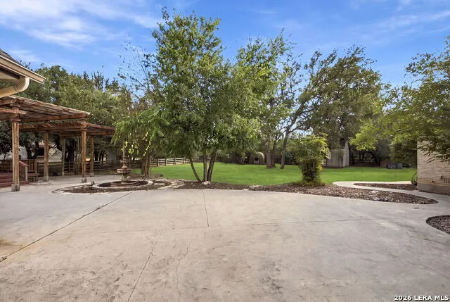 32015 Scarteen Fair Oaks Ranch, TX 78015