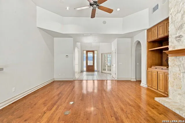 32015 Scarteen Fair Oaks Ranch, TX 78015