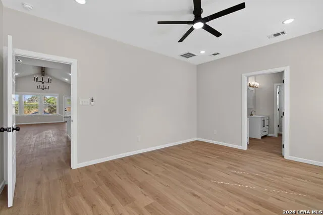 506 Hickory St Jourdanton, TX 78026