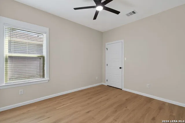 506 Hickory St Jourdanton, TX 78026