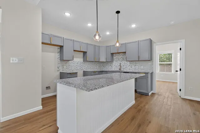 506 Hickory St Jourdanton, TX 78026