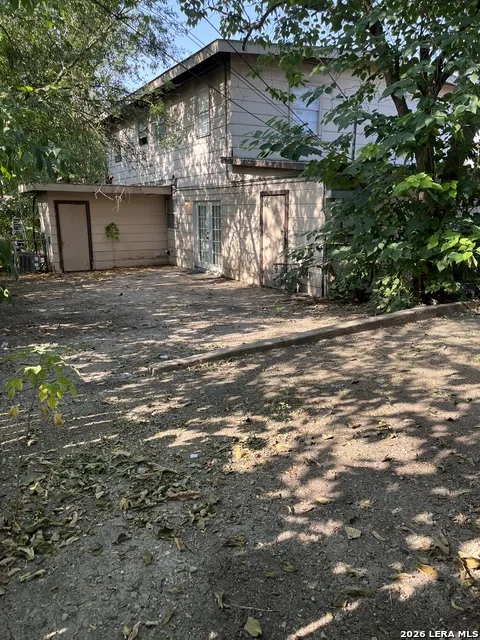 855 E SUNSHINE DR San Antonio, TX 78228