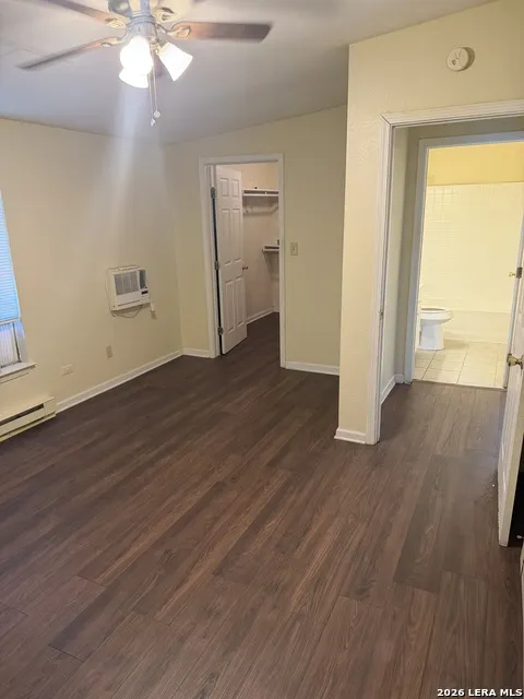855 E SUNSHINE DR San Antonio, TX 78228