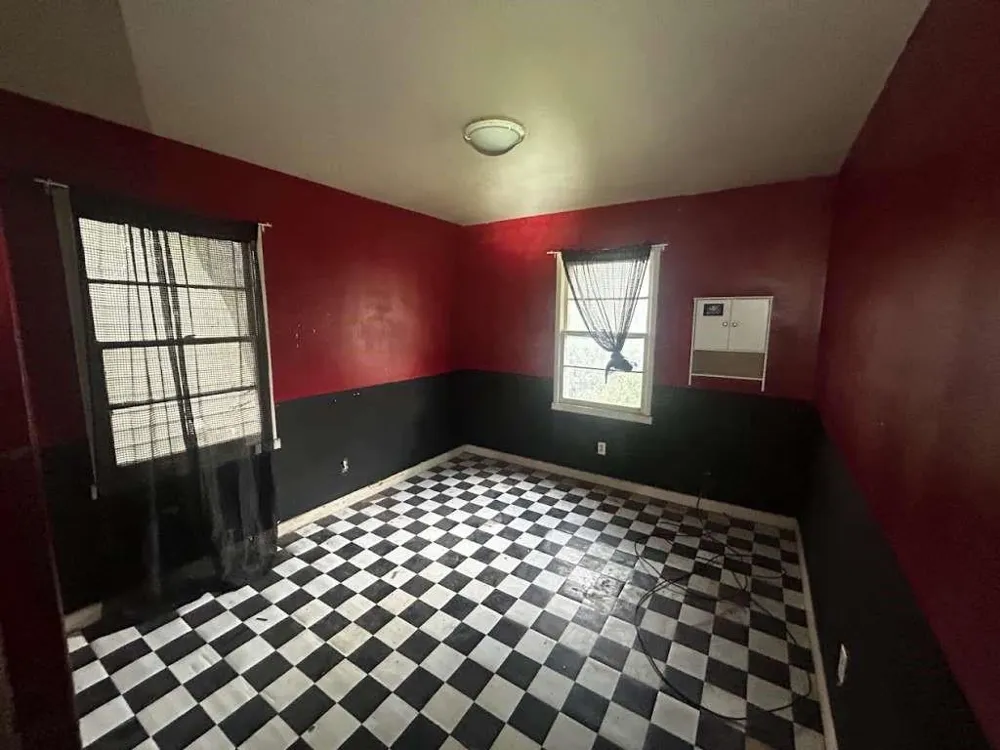 223 Cherry Avenue Dumas, TX 79029