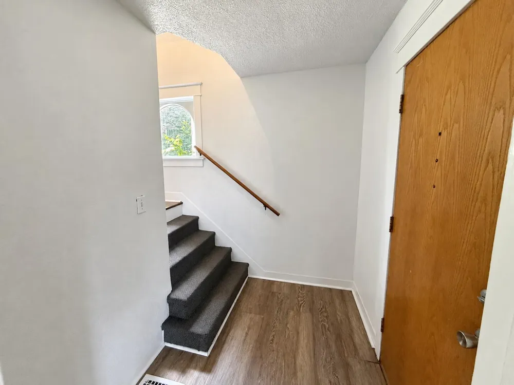 616 Lay Boulevard Kalamazoo, MI 49001