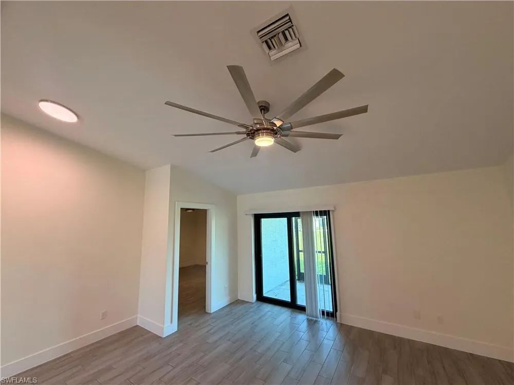 546 SE 5th Place Cape Coral, FL 33990