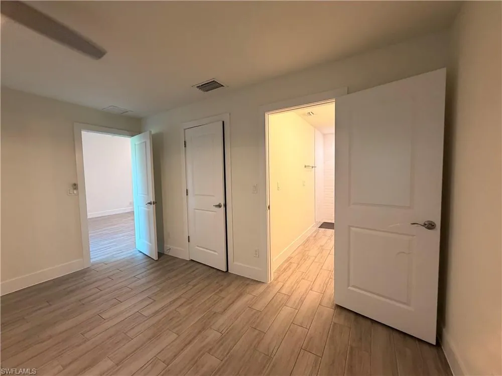 546 SE 5th Place Cape Coral, FL 33990
