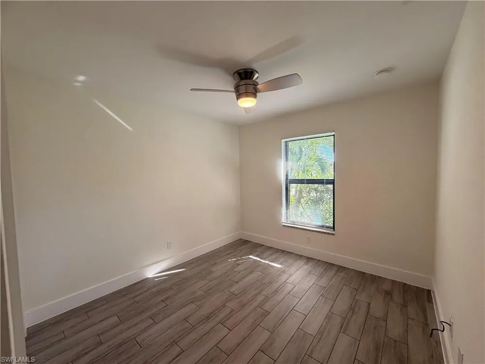 546 SE 5th Place Cape Coral, FL 33990