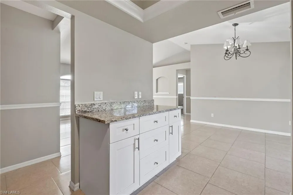 206 SE 1st Place Cape Coral, FL 33990