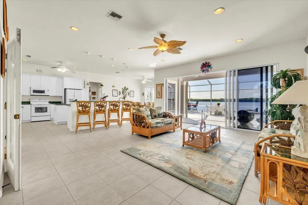 3772 PEACE RIVER DRIVE Punta Gorda, FL 33983