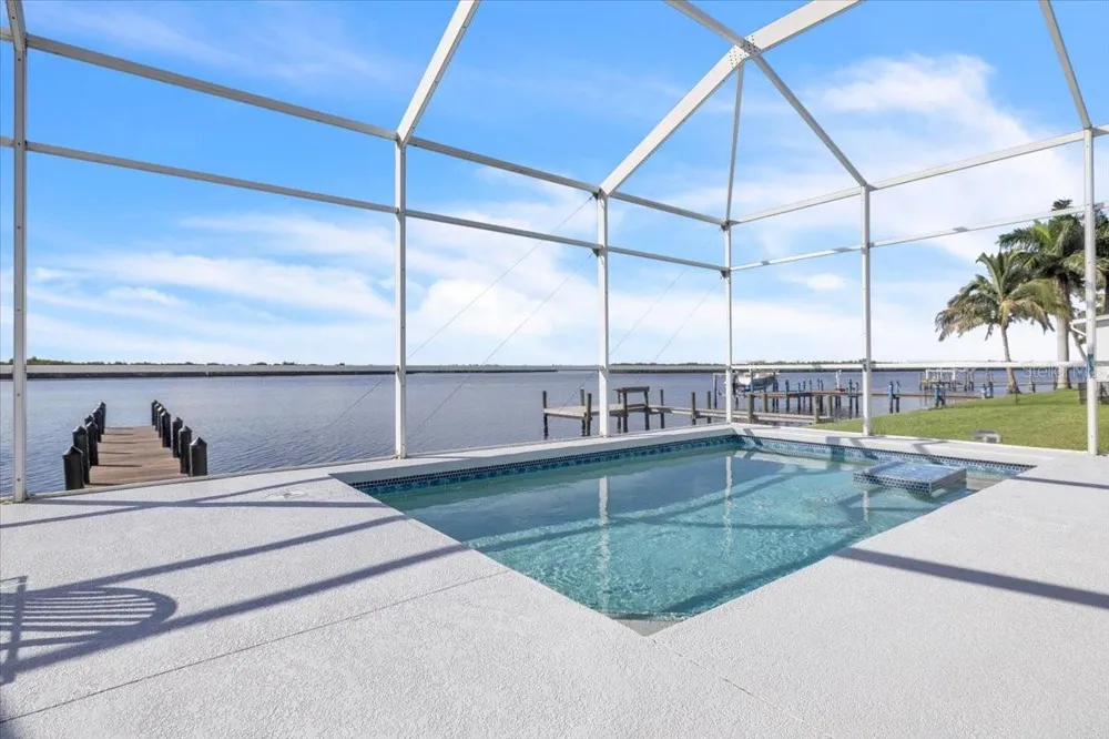 3772 PEACE RIVER DRIVE Punta Gorda, FL 33983