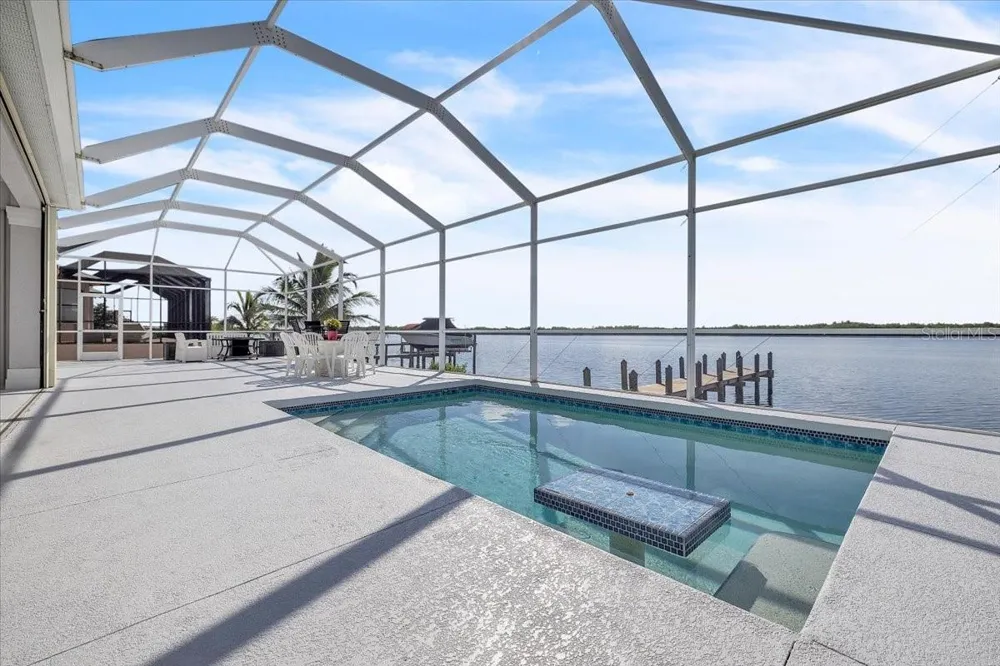 3772 PEACE RIVER DRIVE Punta Gorda, FL 33983
