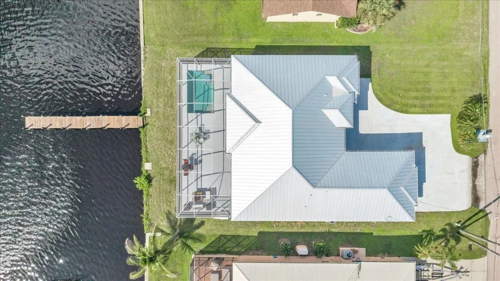 3772 PEACE RIVER DRIVE Punta Gorda, FL 33983