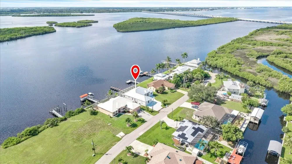 3772 PEACE RIVER DRIVE Punta Gorda, FL 33983