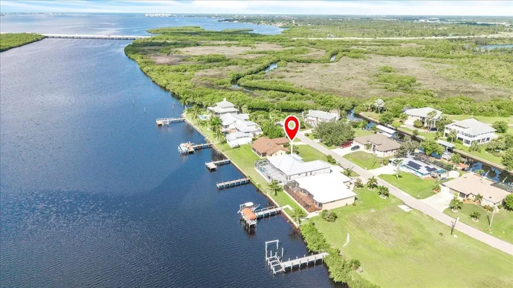 3772 PEACE RIVER DRIVE Punta Gorda, FL 33983