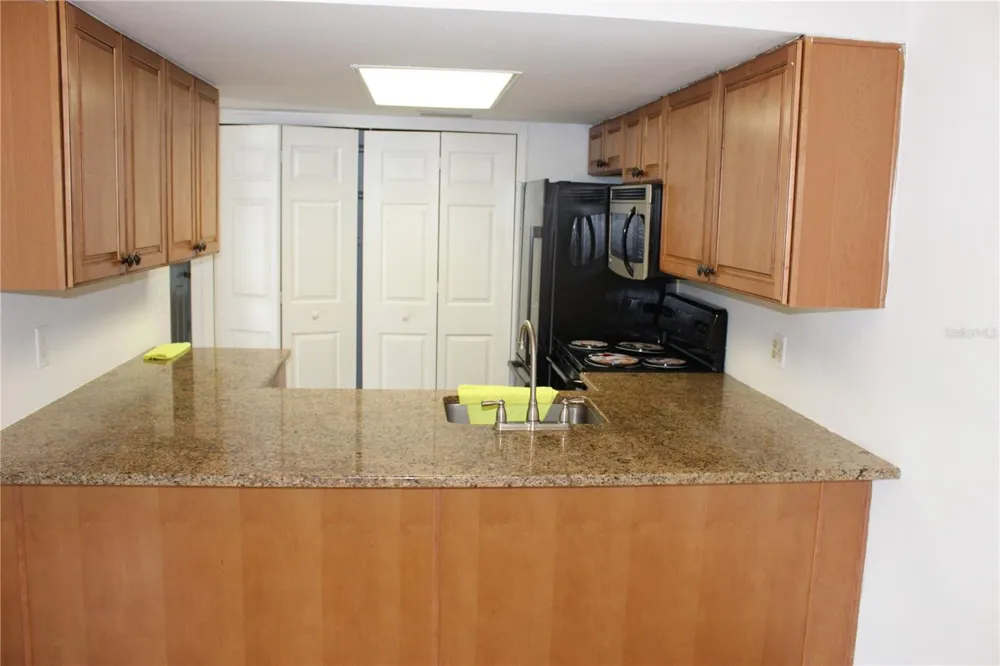 6912 EL CENTRO COURT #1 Tampa, FL 33634
