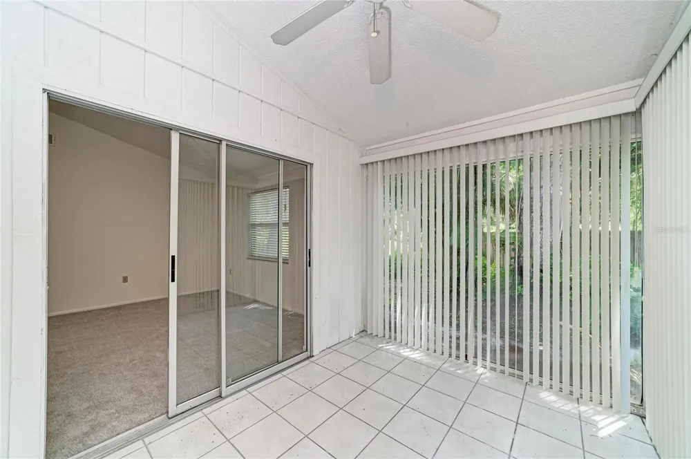 4863 VILLAGE GARDENS DRIVE #186 Sarasota, FL 34234