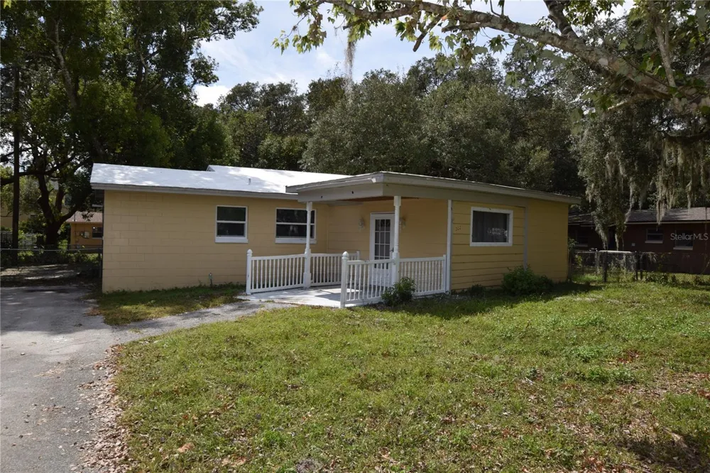 202 JAMES COURT Winter Springs, FL 32708