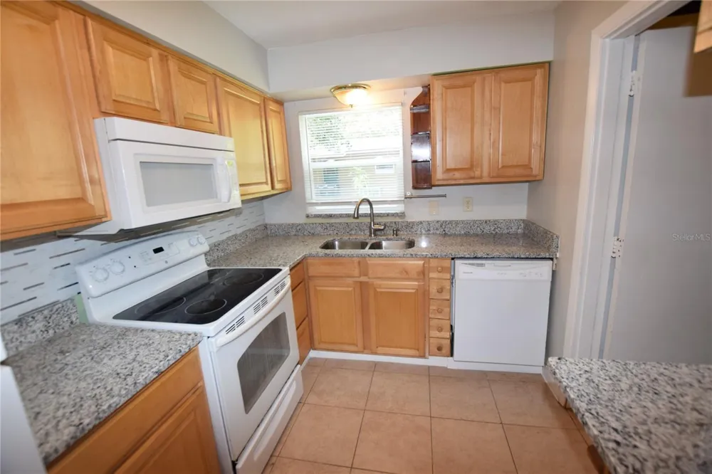 202 JAMES COURT Winter Springs, FL 32708
