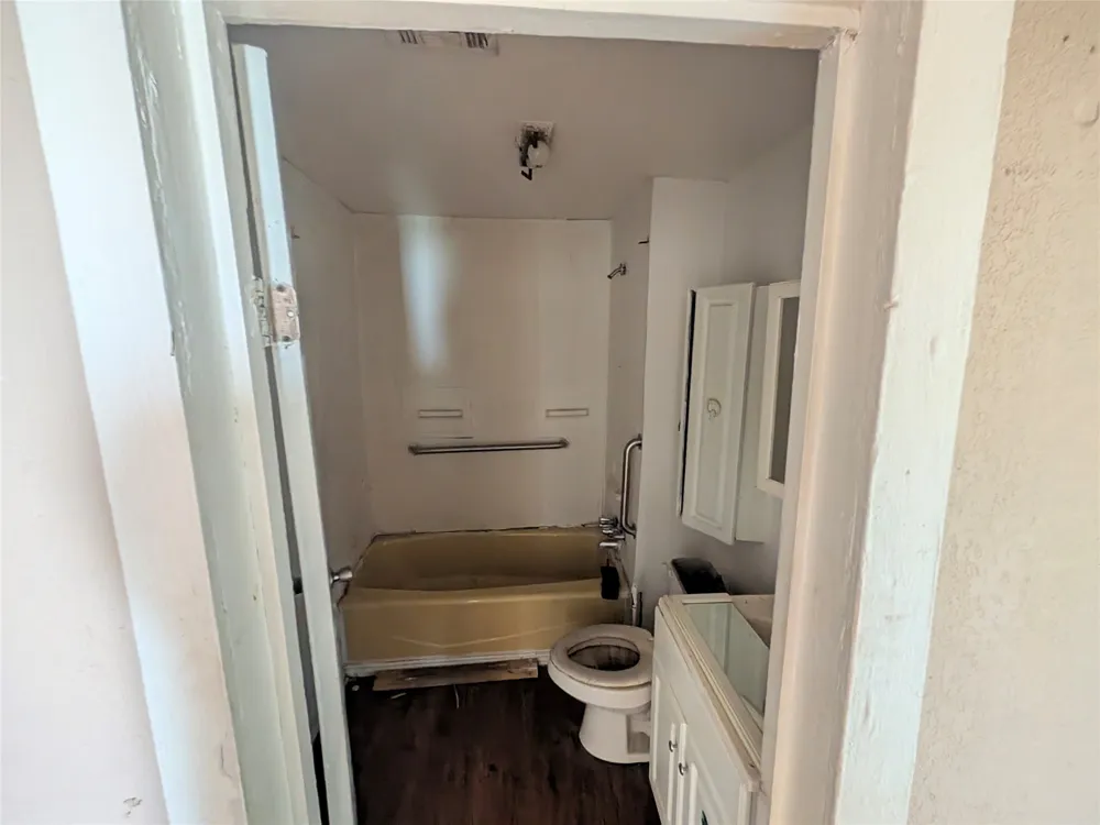 1308 S 26th Street Waco, TX 76706
