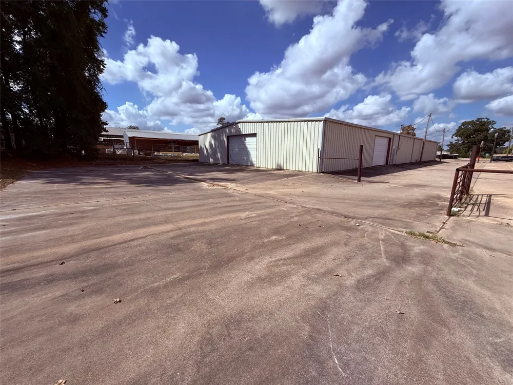 622 W Broadway Street Winnsboro, TX 75494