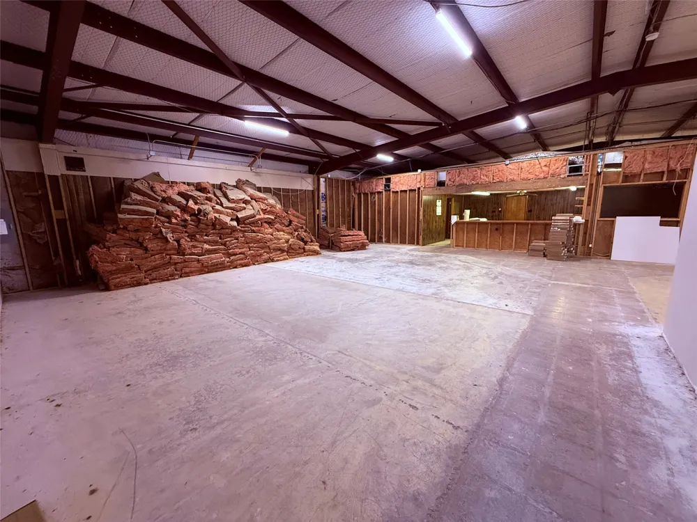622 W Broadway Street Winnsboro, TX 75494