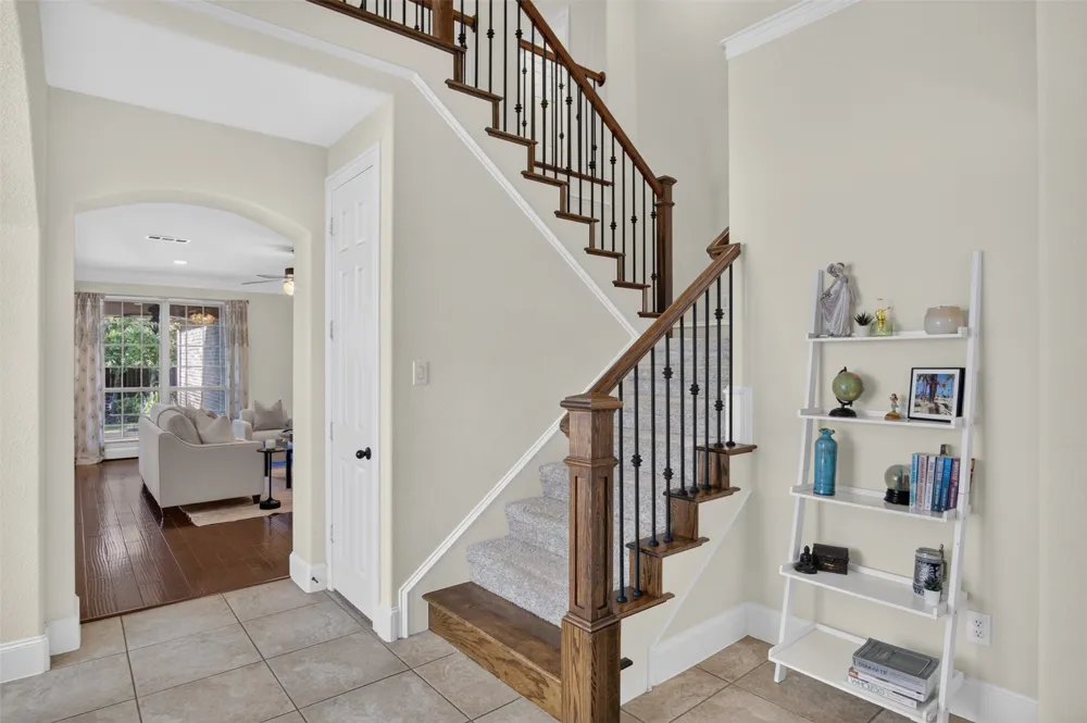 842 Sun Meadow Road Allen, TX 75013